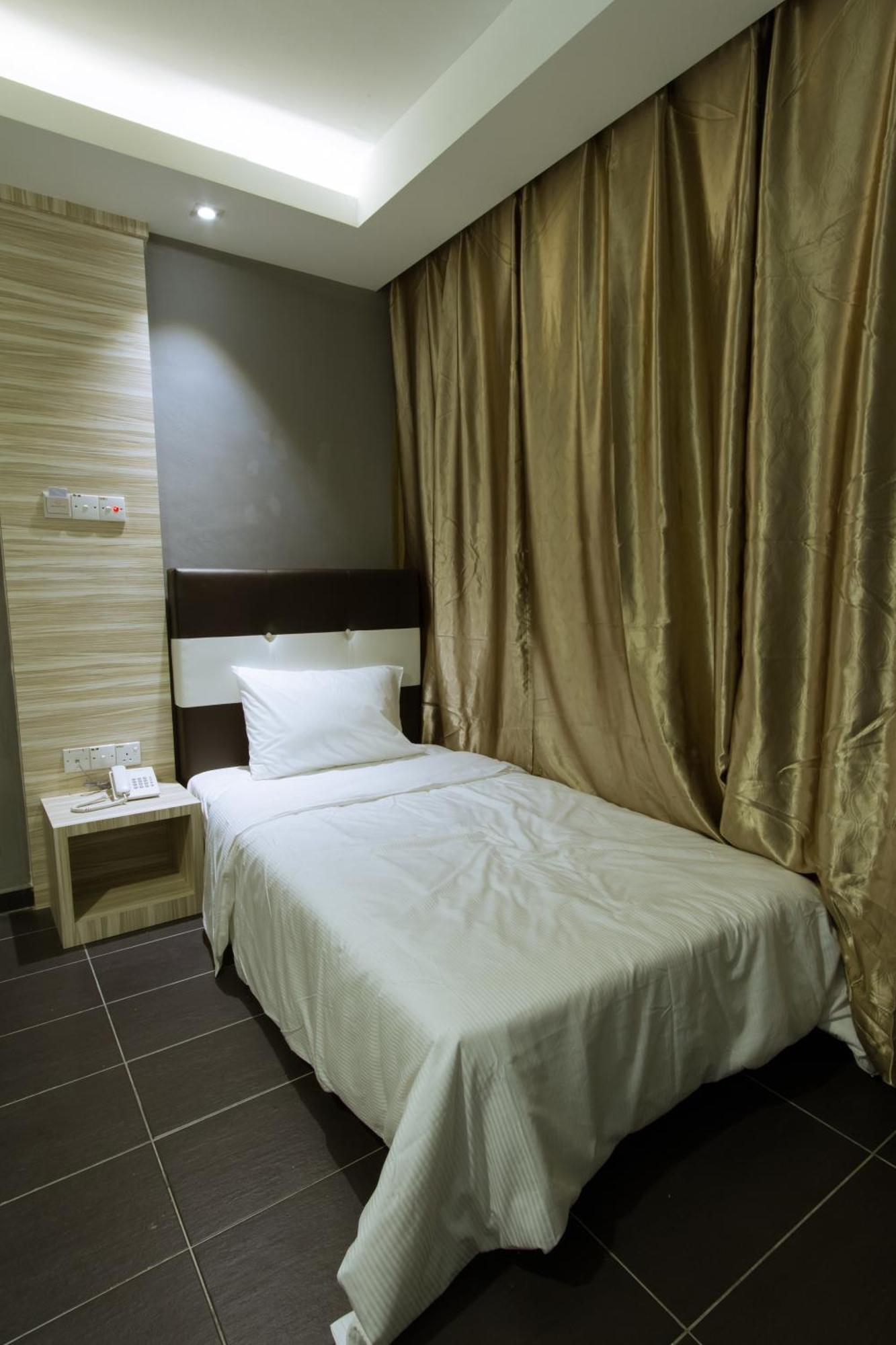 JS Hotel Johor Bahru Zimmer foto