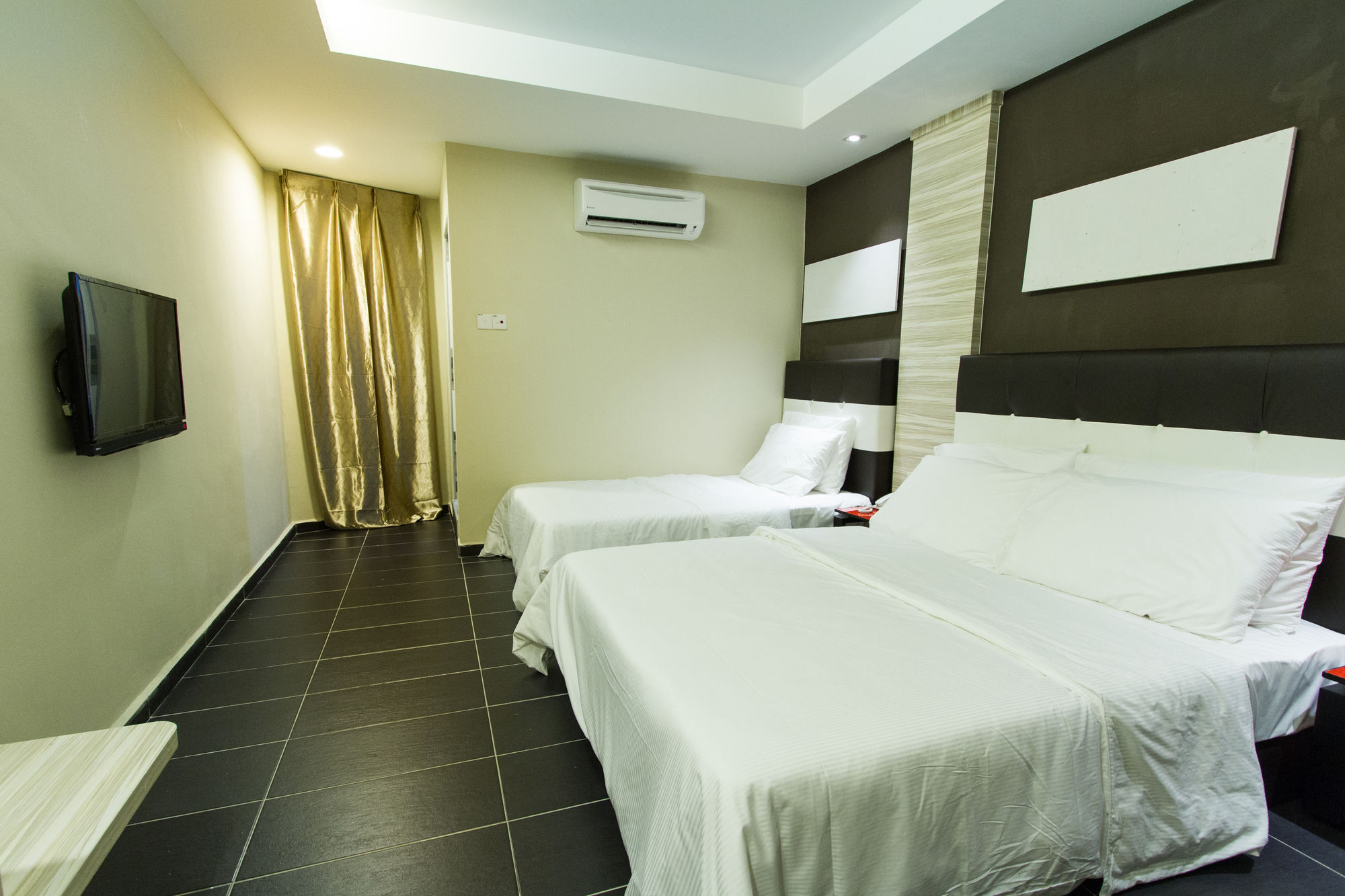 JS Hotel Johor Bahru Exterior foto